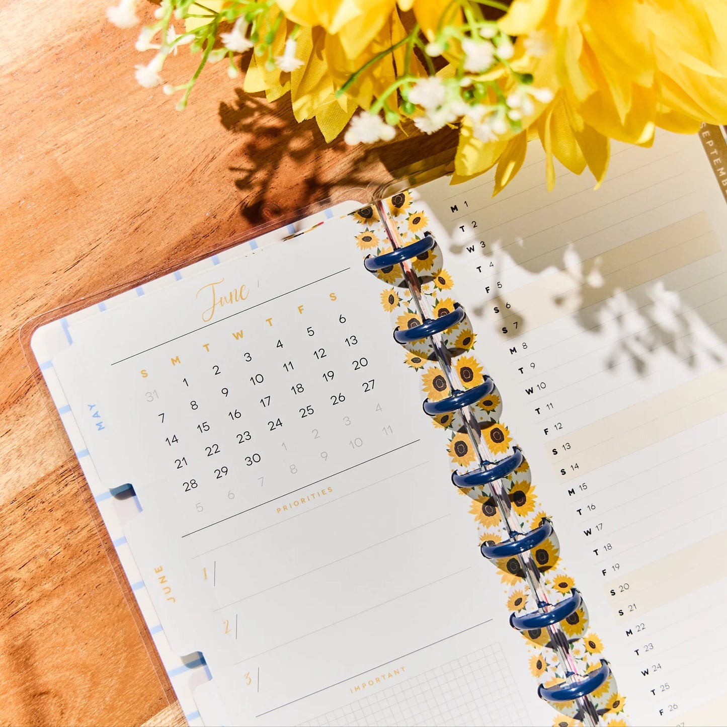 2026 Seasonal Charm Customisable Planner – Skinny Classic Horizontal Layout – 12 Months